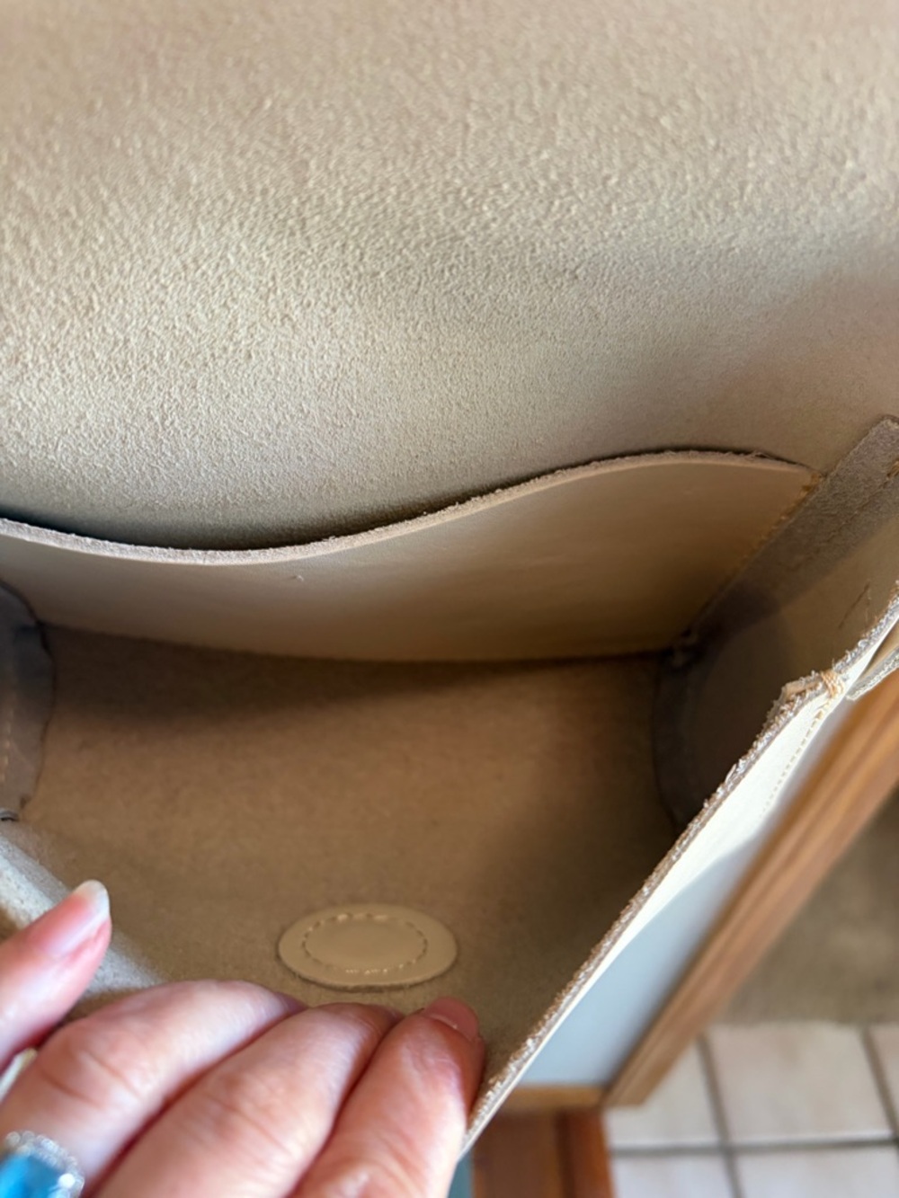 Portland Leather Mini Metro Crossbody‎ Purse Bag in Ivory, Bone - Picture 9 of 10